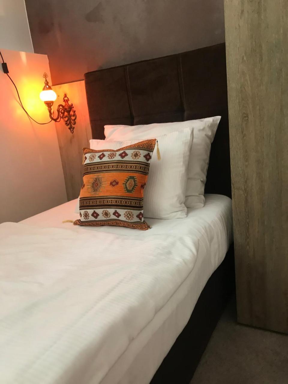 Eshe Boutique Hotel Сараєво Екстер'єр фото